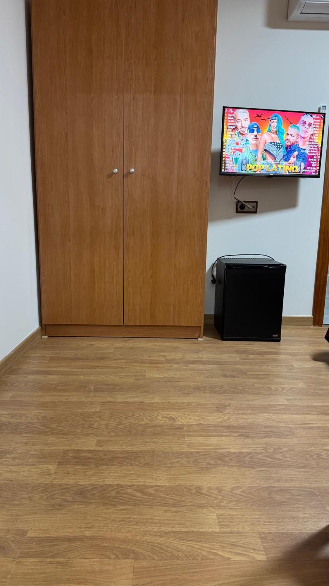 Hostal Madrazo Barcelona Exteriör bild