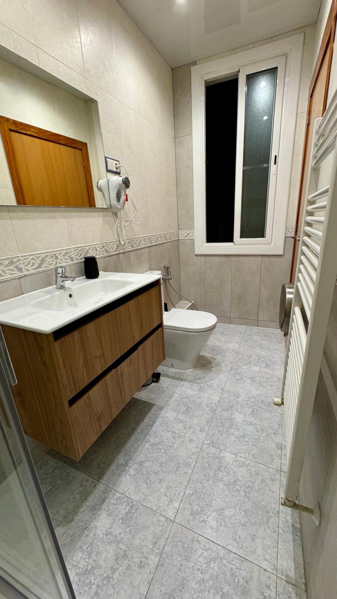 Hostal Madrazo Barcelona Exteriör bild
