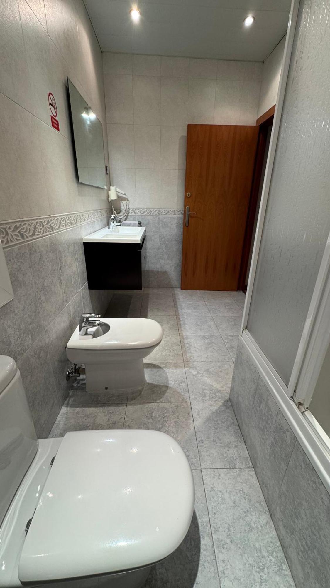 Hostal Madrazo Barcelona Exteriör bild