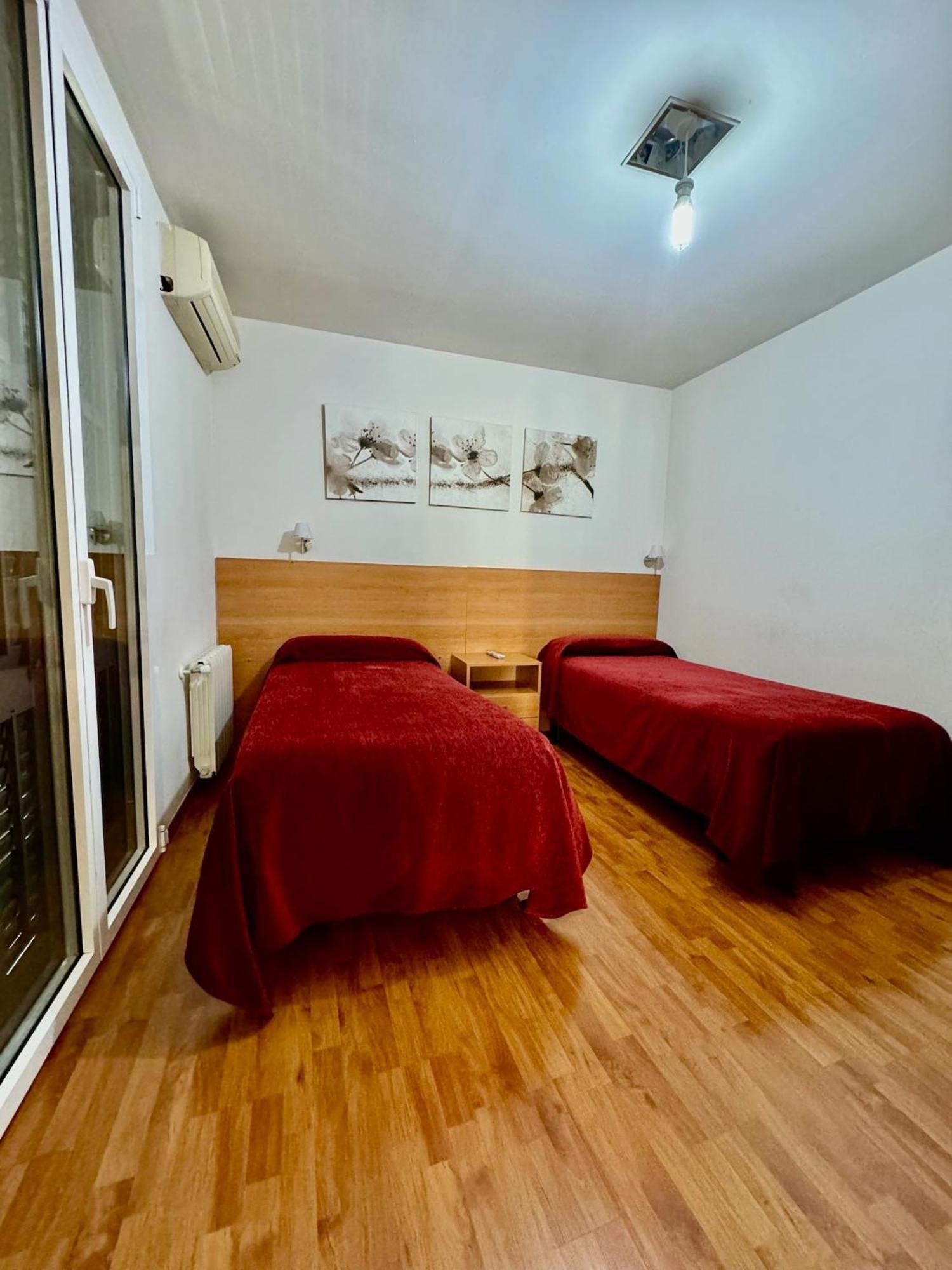 Hostal Madrazo Barcelona Exteriör bild