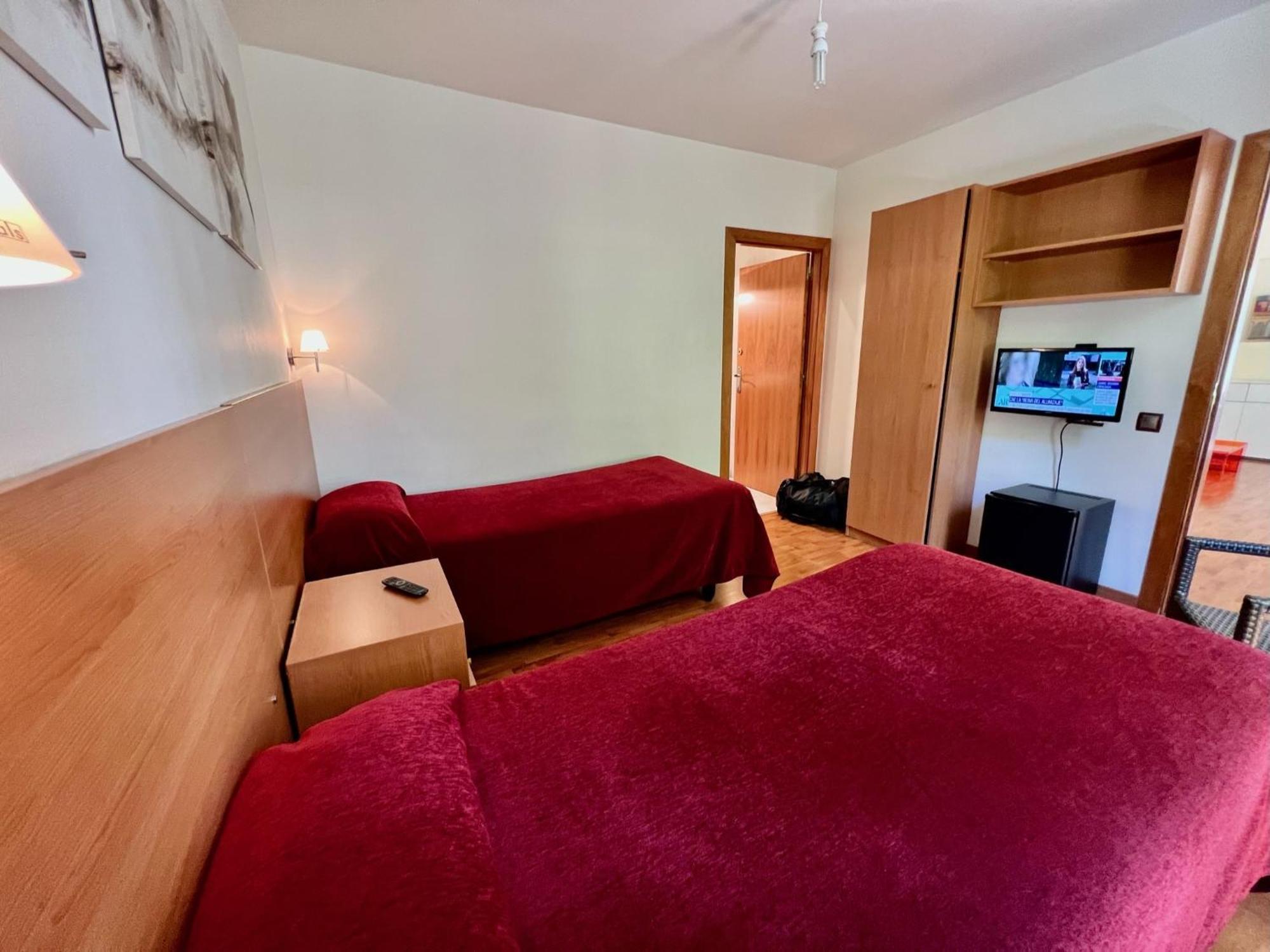 Hostal Madrazo Barcelona Exteriör bild