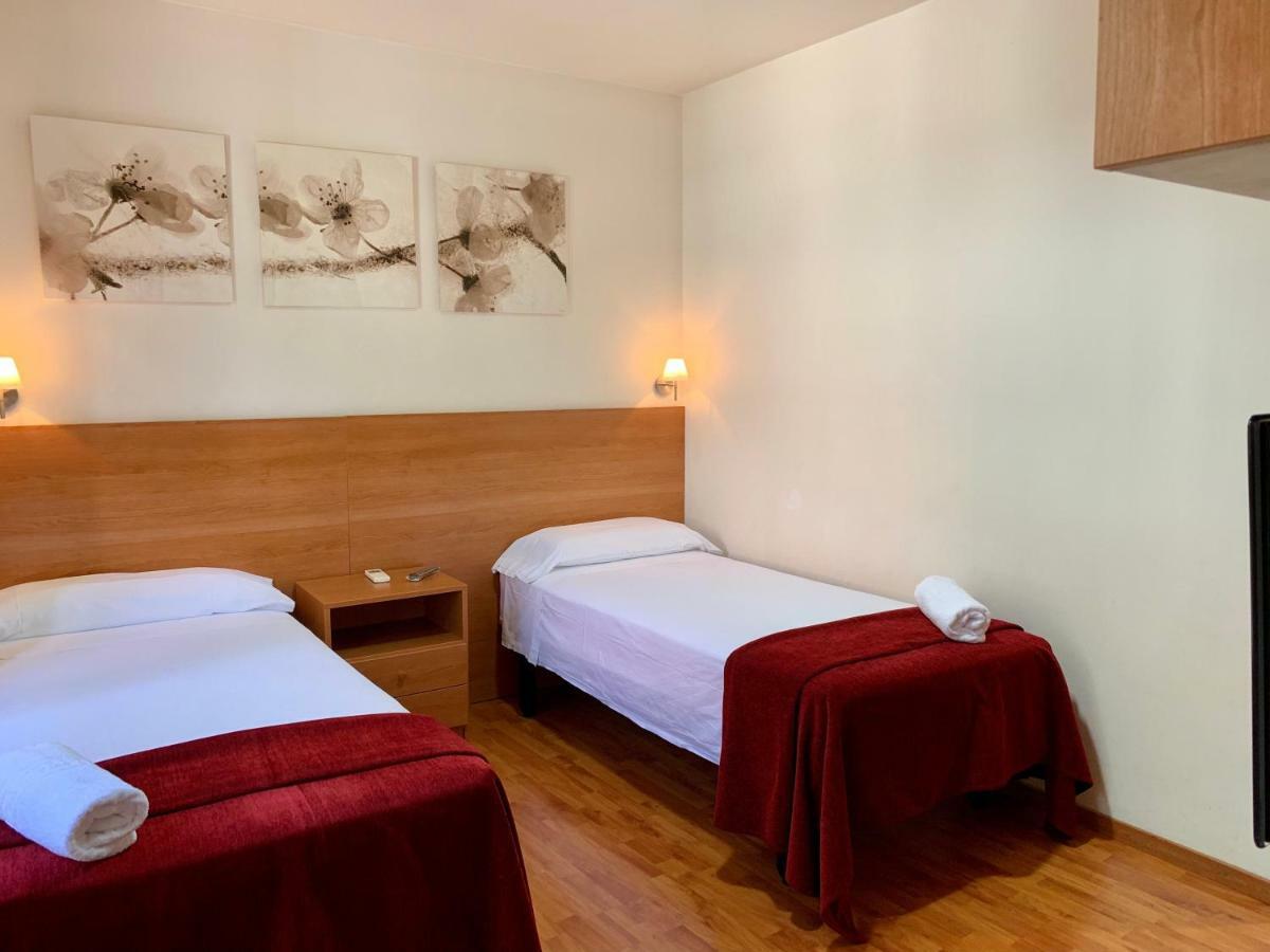Hostal Madrazo Barcelona Exteriör bild